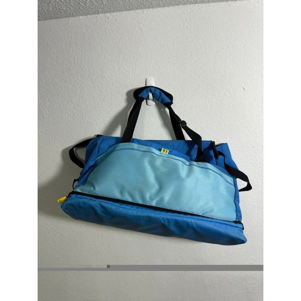 Nike‎ Duffle Blue Insulated Bag Duffle Style Cooler Tote Rare